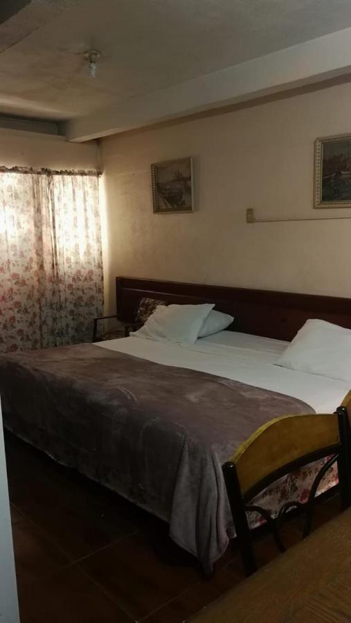 Carnetta'S House Hotel Maraval Esterno foto